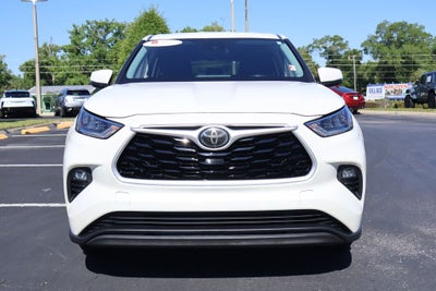 2020 Toyota Highlander LE