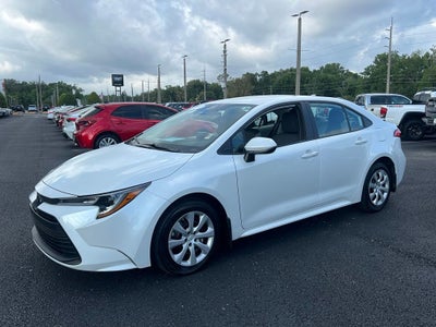 2025 Toyota Corolla LE