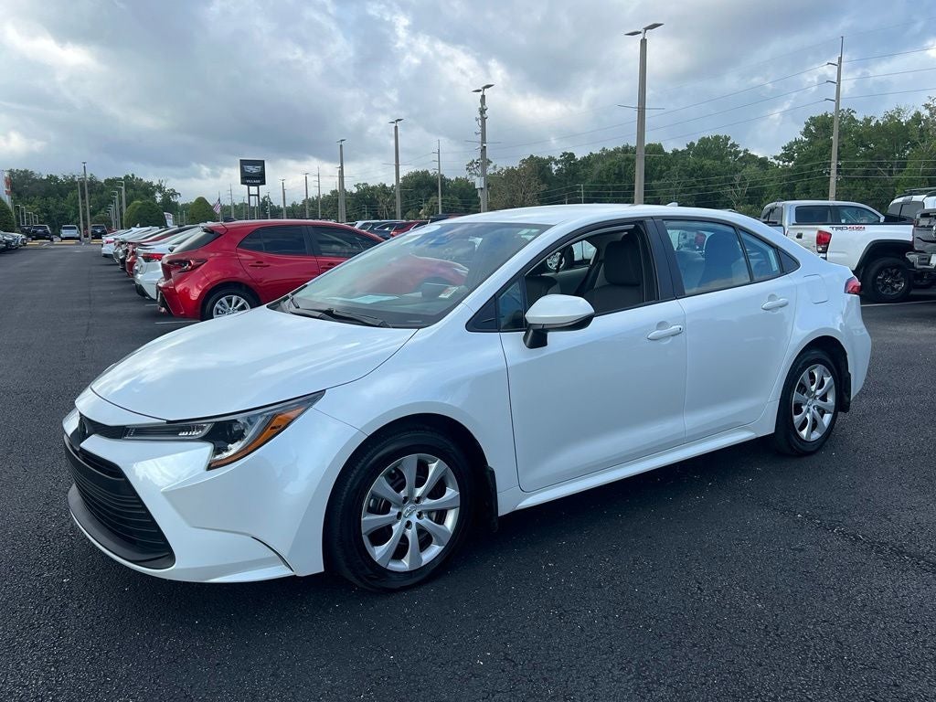 2025 Toyota Corolla LE