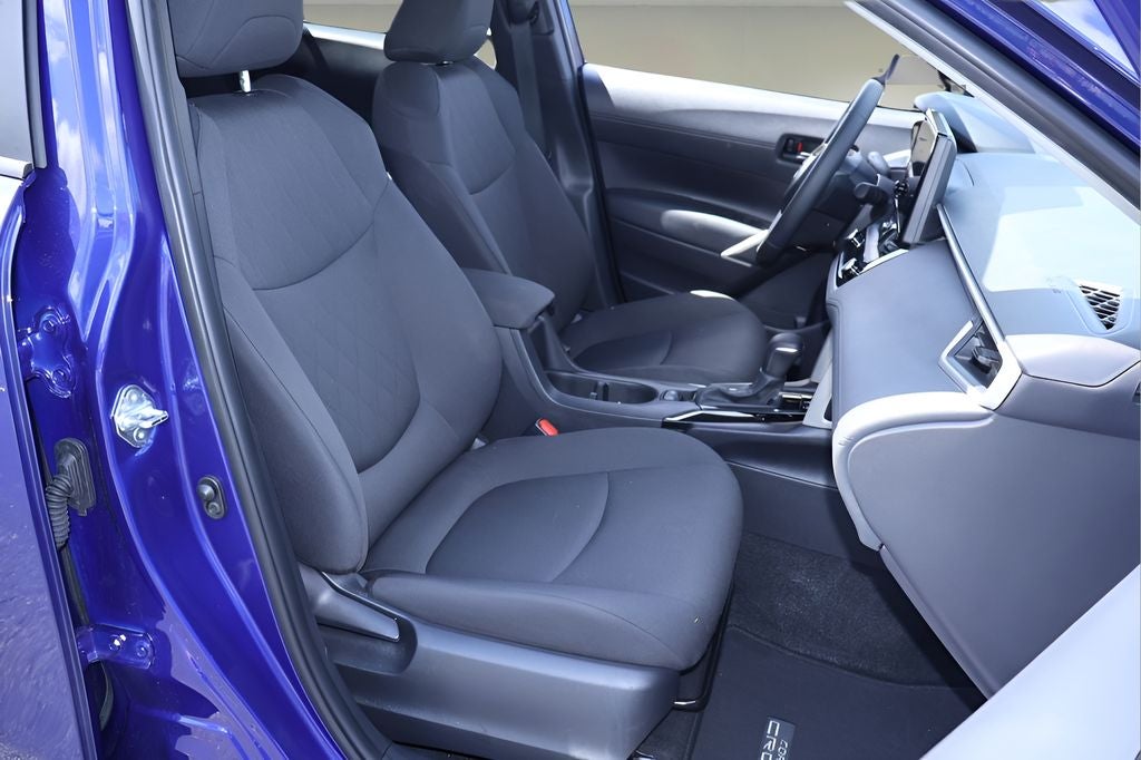 2025 Toyota Corolla Cross LE