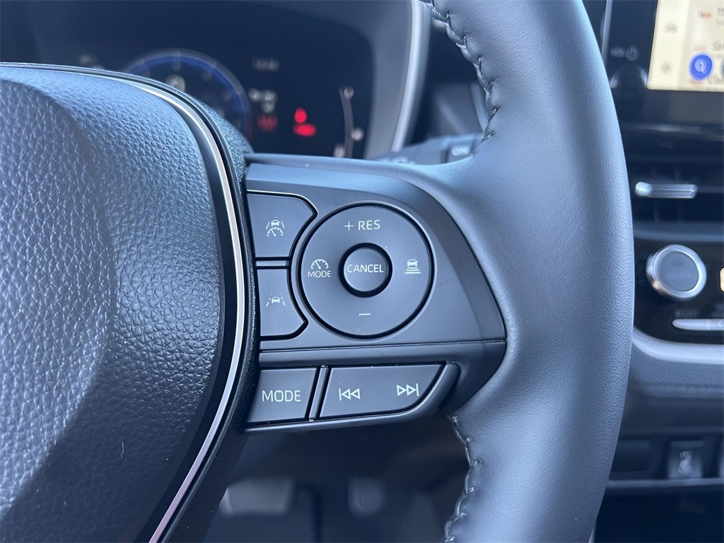 2024 Toyota Corolla Cross XLE