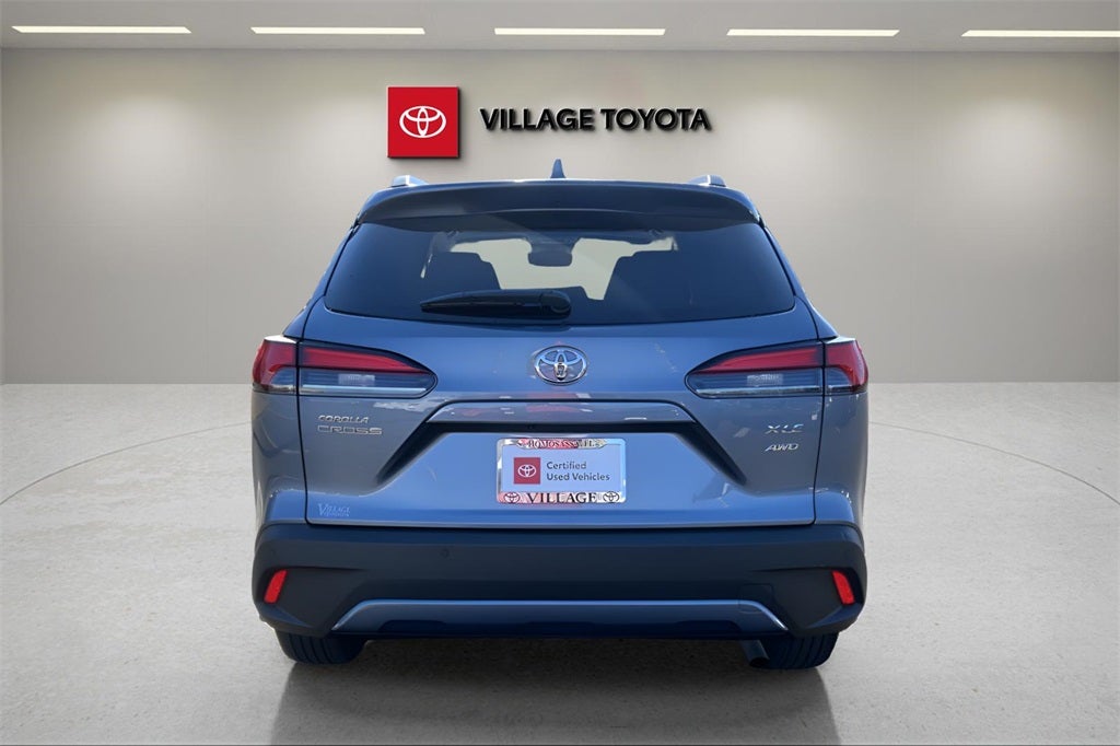2024 Toyota Corolla Cross XLE