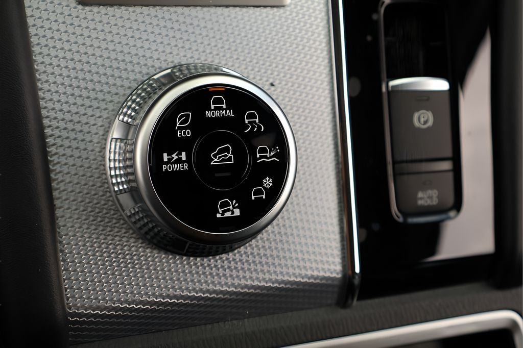 2023 Mitsubishi Outlander PHEV SEL