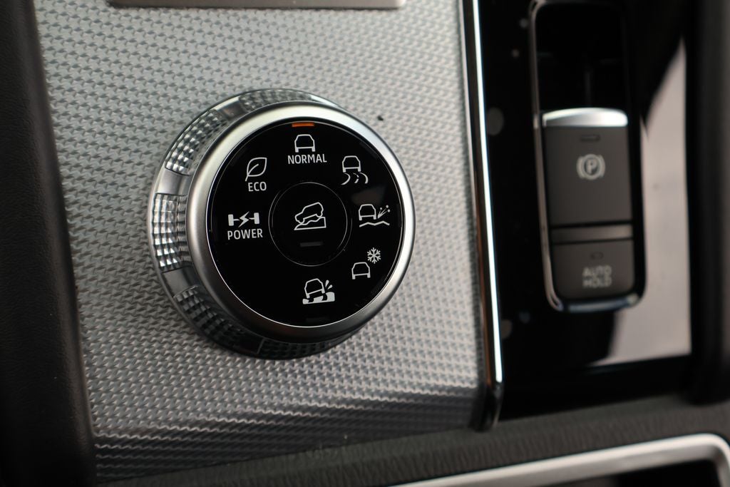2023 Mitsubishi Outlander PHEV SEL