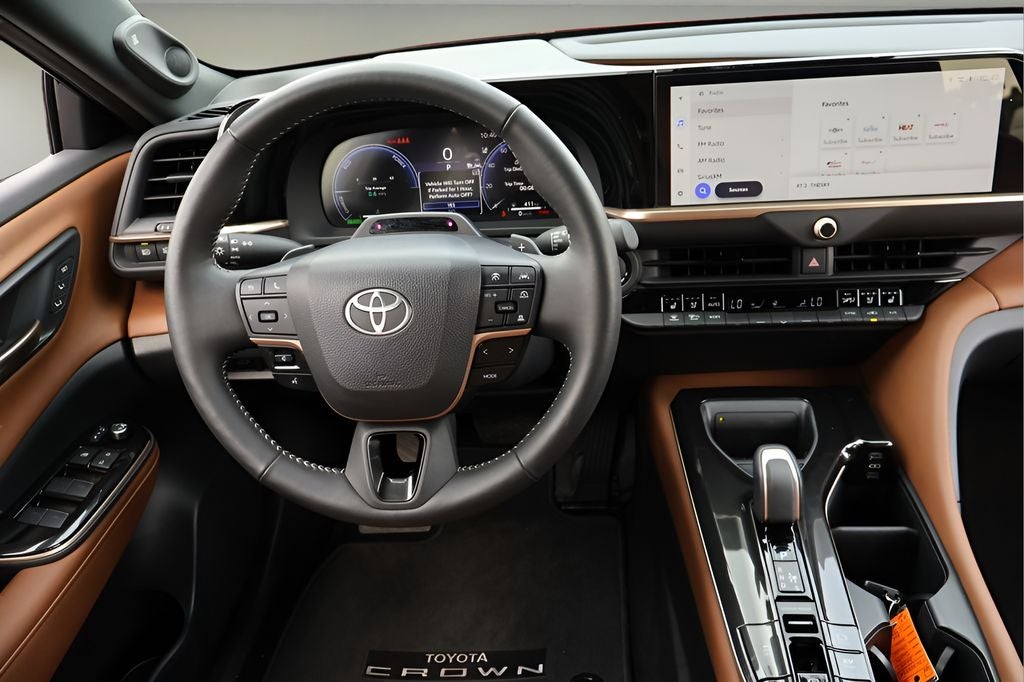 2025 Toyota Crown Signia Limited