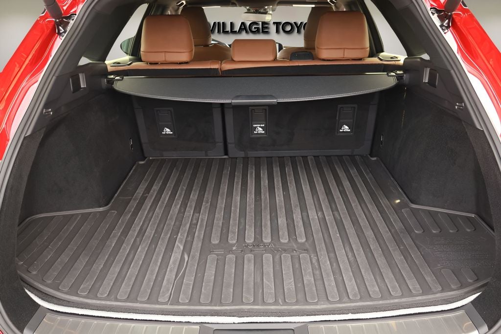 2025 Toyota Crown Signia Limited