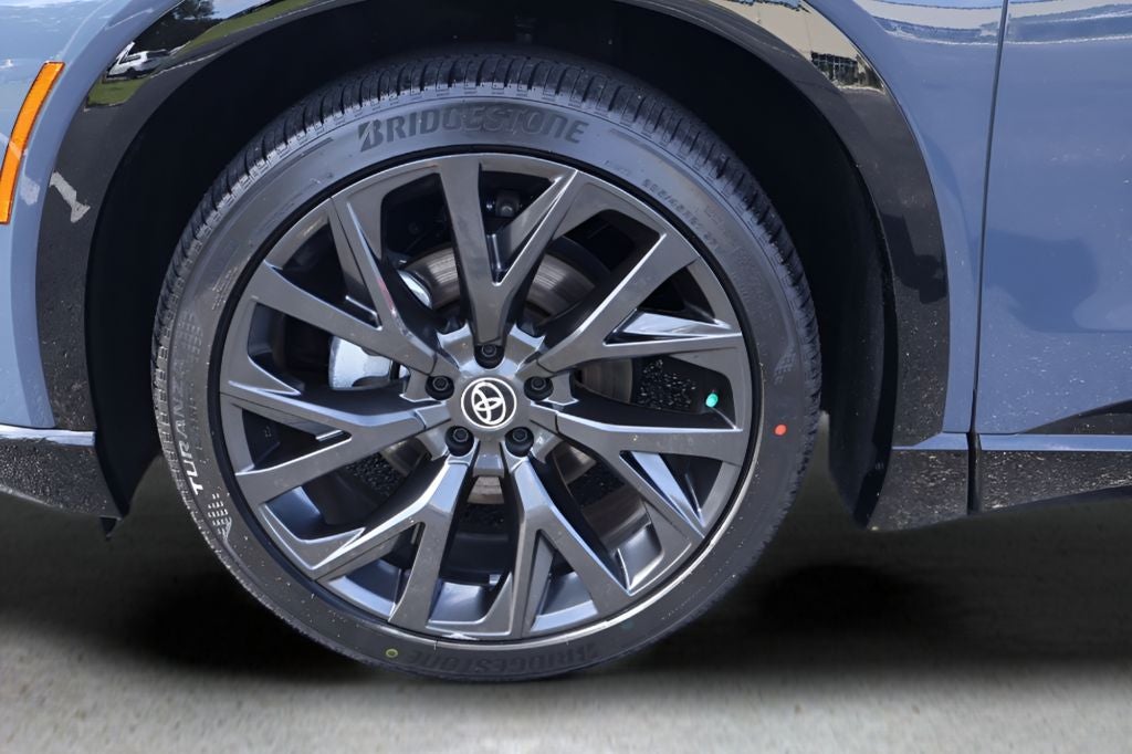 2025 Toyota Crown Signia Limited