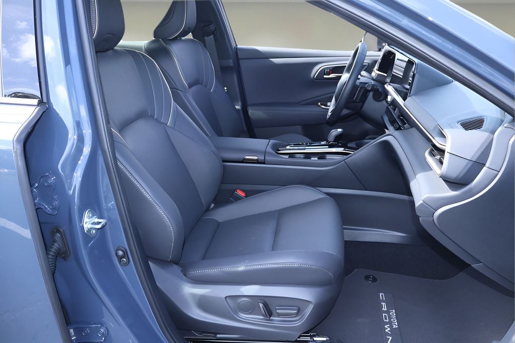 2025 Toyota Crown Signia Limited