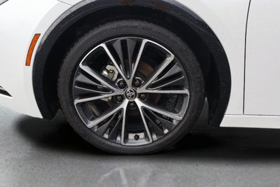 2025 Toyota Prius XLE