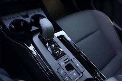 2025 Toyota Prius XLE