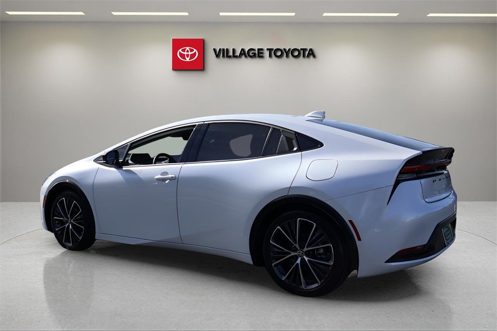 2025 Toyota Prius XLE