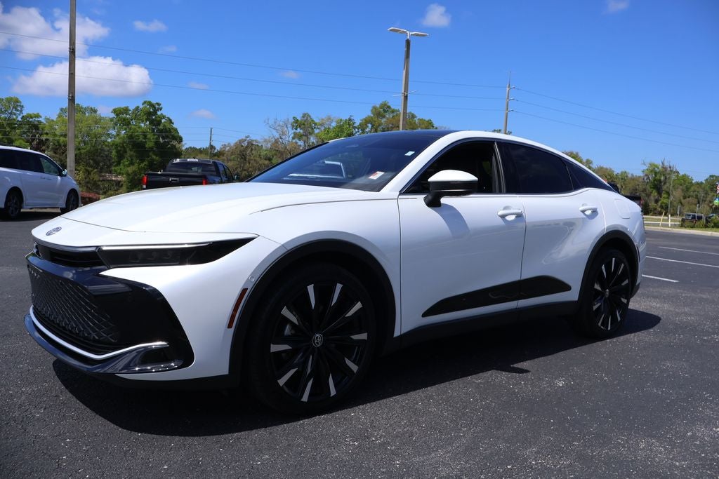 2024 Toyota Crown Platinum