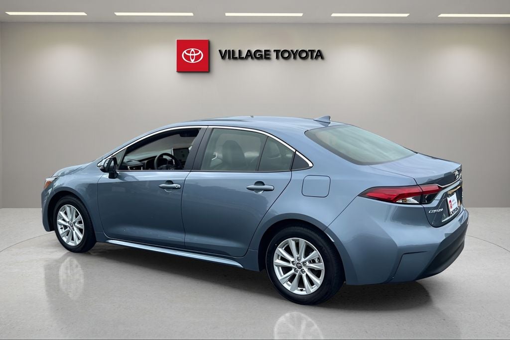 2025 Toyota Corolla Hybrid XLE
