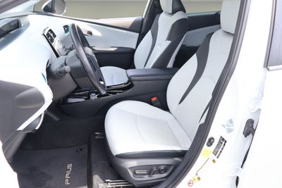 2021 Toyota Prius XLE