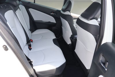 2021 Toyota Prius XLE
