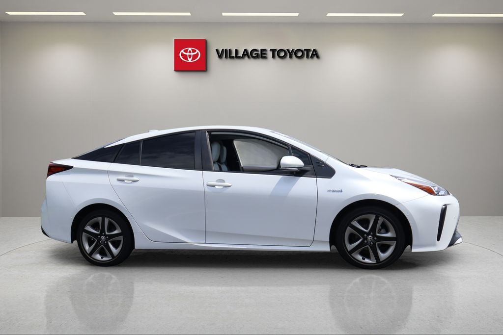 2021 Toyota Prius XLE