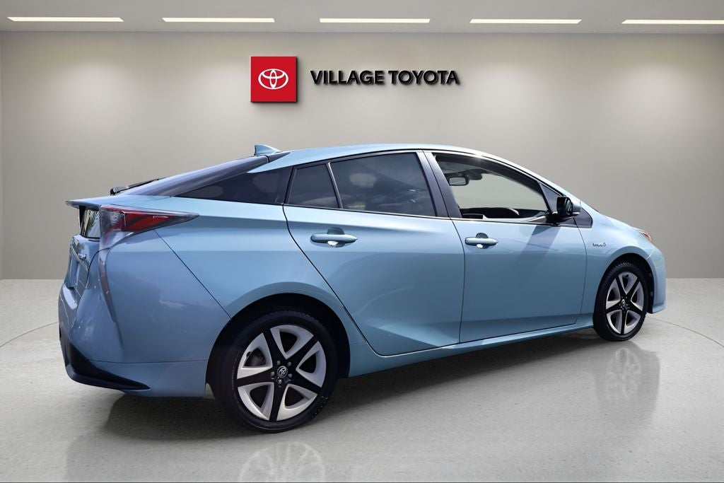 2016 Toyota Prius Four Touring