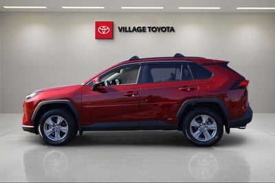 2025 Toyota RAV4 Hybrid XLE