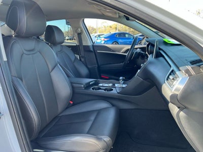 2020 Genesis G70 2.0T