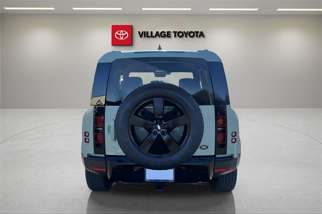 2023 Land Rover Defender 90 75th Edition