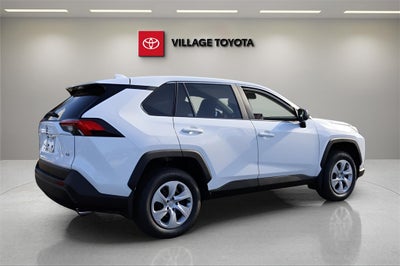 2025 Toyota RAV4 LE