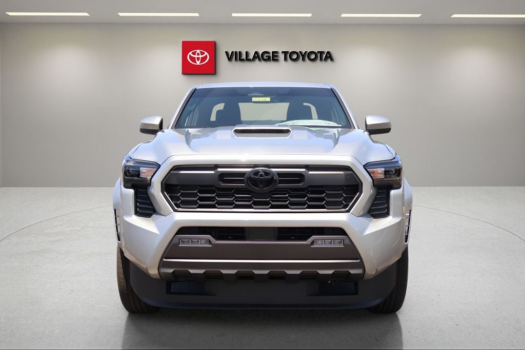 2026 Toyota Tacoma i-FORCE MAX Tacoma TRD Sport