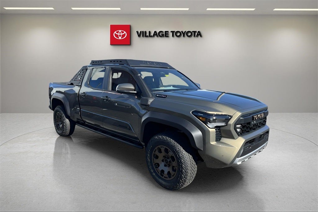 2026 Toyota Tacoma i-FORCE MAX Tacoma Trailhunter