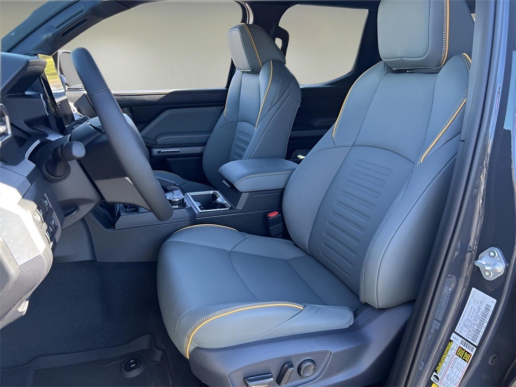 2026 Toyota Tacoma i-FORCE MAX Tacoma Trailhunter