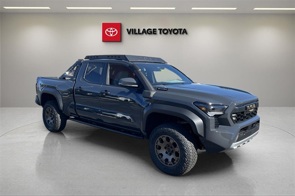 2026 Toyota Tacoma i-FORCE MAX Tacoma Trailhunter