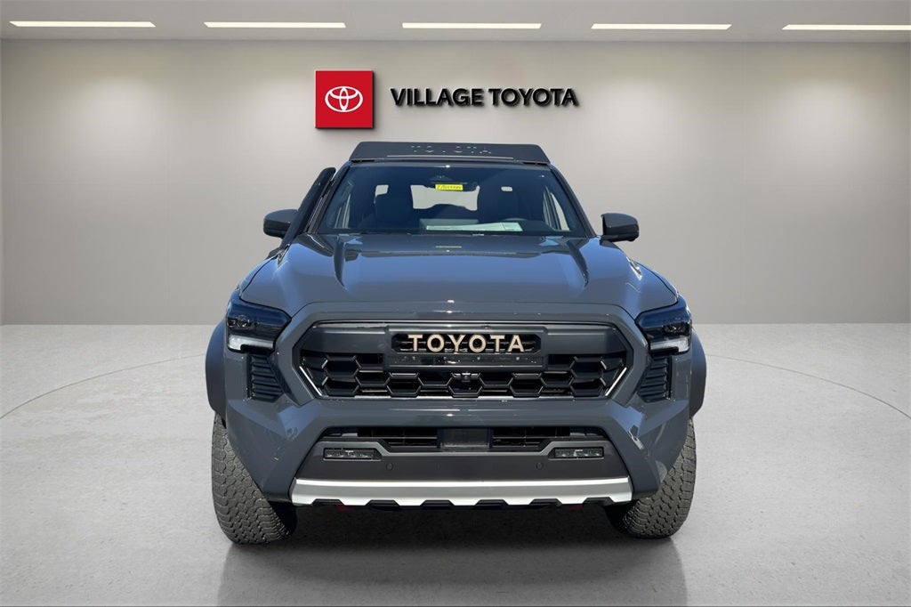 2026 Toyota Tacoma i-FORCE MAX Tacoma Trailhunter