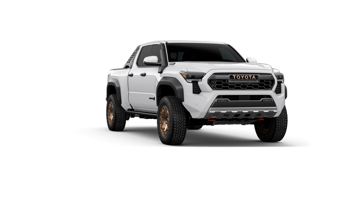 2026 Toyota Tacoma i-FORCE MAX Tacoma Trailhunter