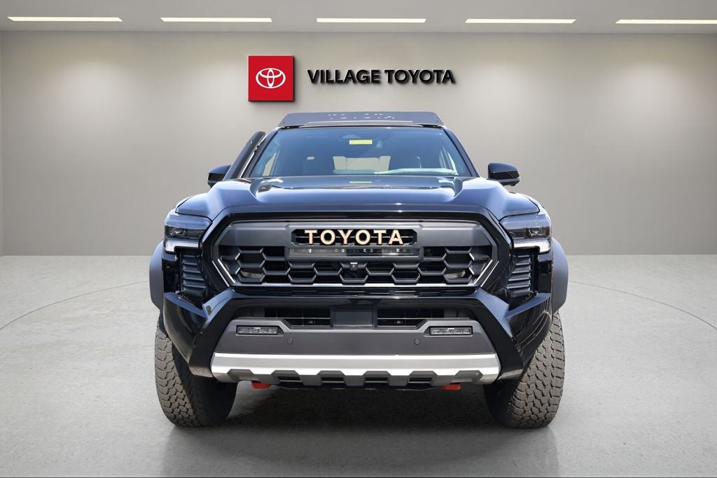 2026 Toyota Tacoma i-FORCE MAX Tacoma Trailhunter