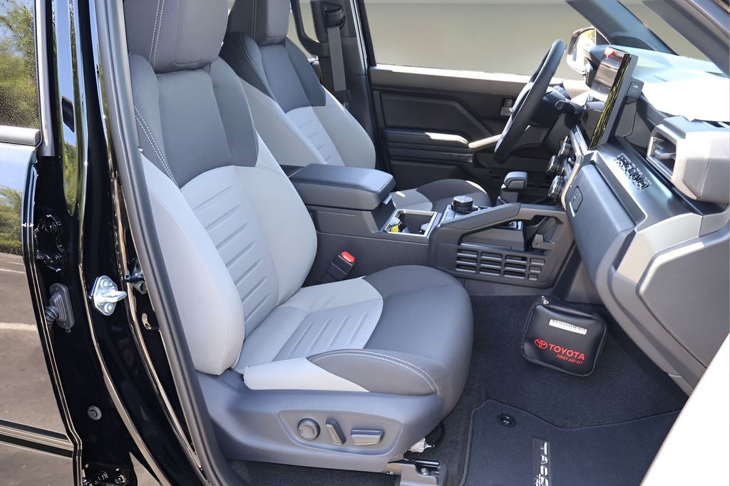 2026 Toyota Tacoma i-FORCE MAX Tacoma TRD Off-Road