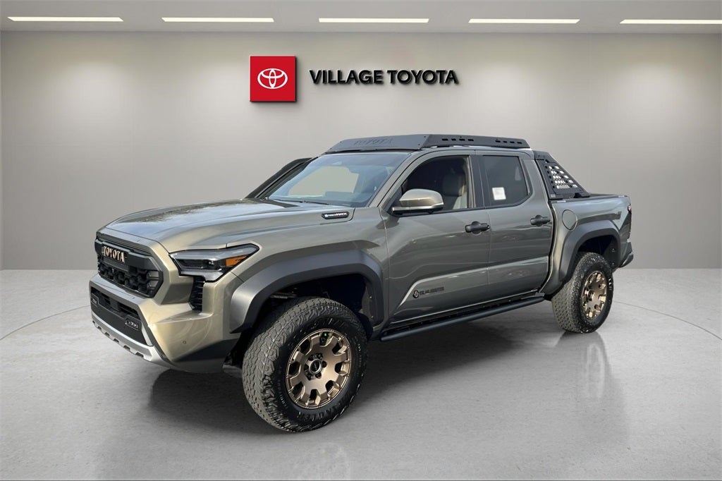 2026 Toyota Tacoma i-FORCE MAX Tacoma Trailhunter