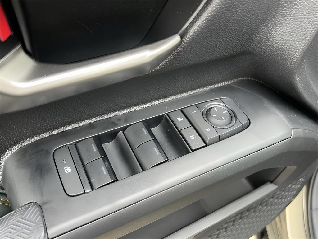 2026 Toyota Tacoma i-FORCE MAX Tacoma Trailhunter