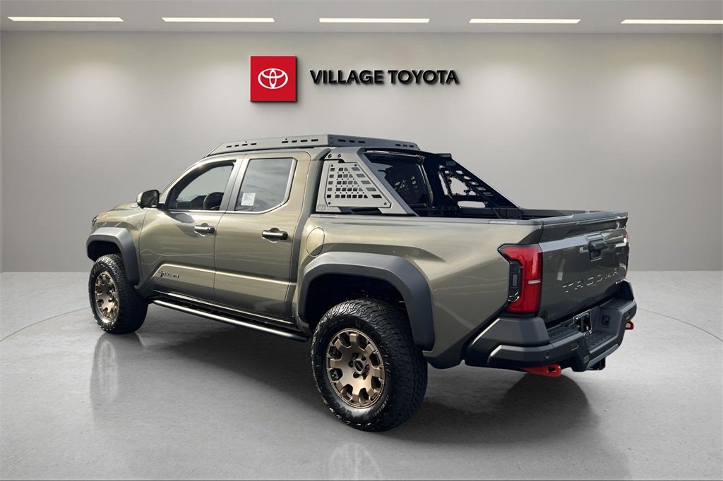 2026 Toyota Tacoma i-FORCE MAX Tacoma Trailhunter