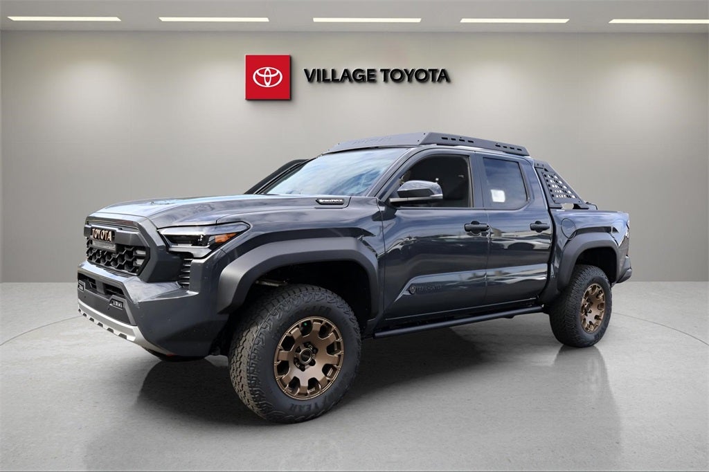 2026 Toyota Tacoma i-FORCE MAX Tacoma Trailhunter