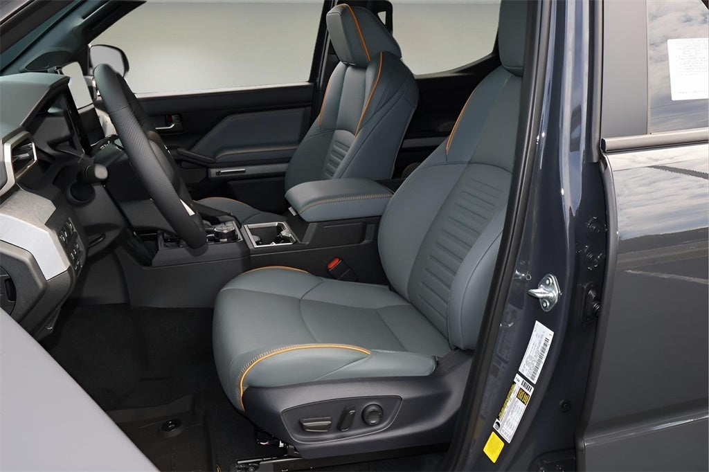 2026 Toyota Tacoma i-FORCE MAX Tacoma Trailhunter