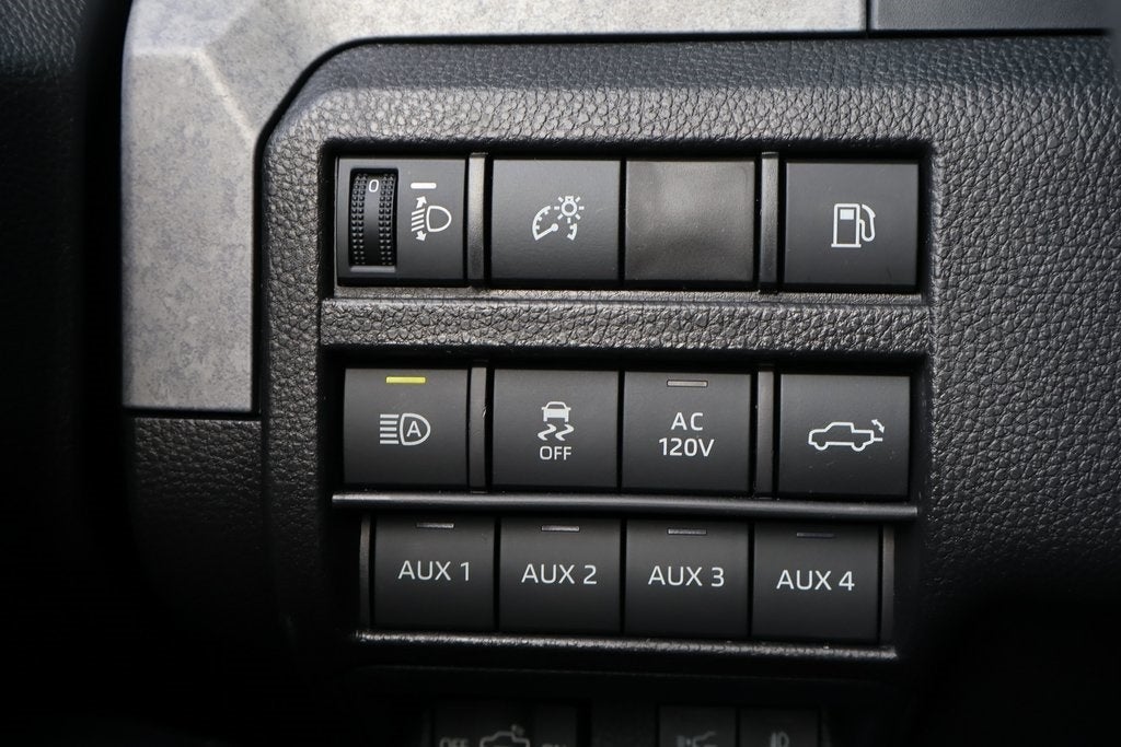 2026 Toyota Tacoma i-FORCE MAX Tacoma Trailhunter