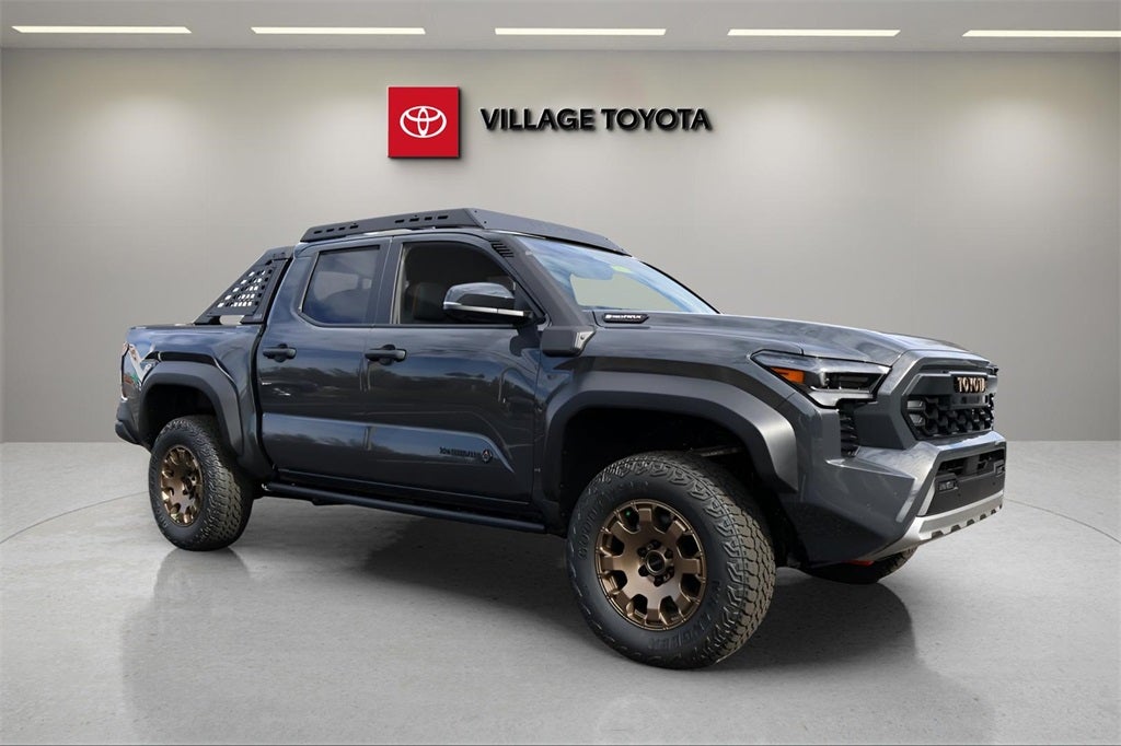 2026 Toyota Tacoma i-FORCE MAX Tacoma Trailhunter