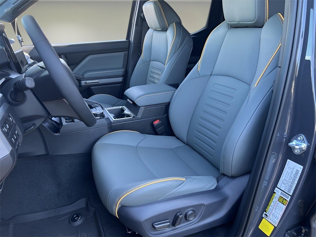 2026 Toyota Tacoma i-FORCE MAX Tacoma Trailhunter