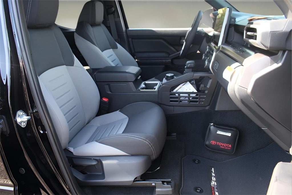 2025 Toyota Tacoma i-FORCE MAX Tacoma TRD Off-Road