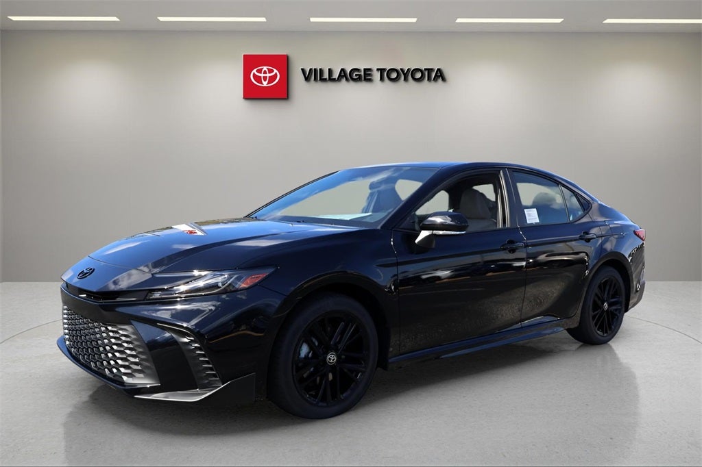 2026 Toyota Camry SE AWD