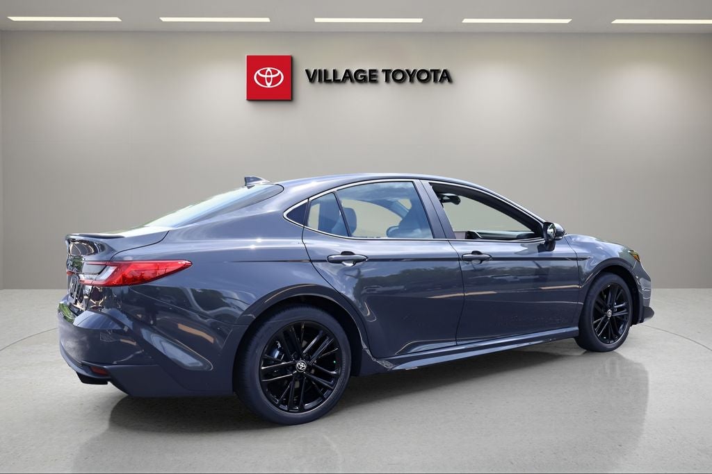 2026 Toyota Camry SE AWD
