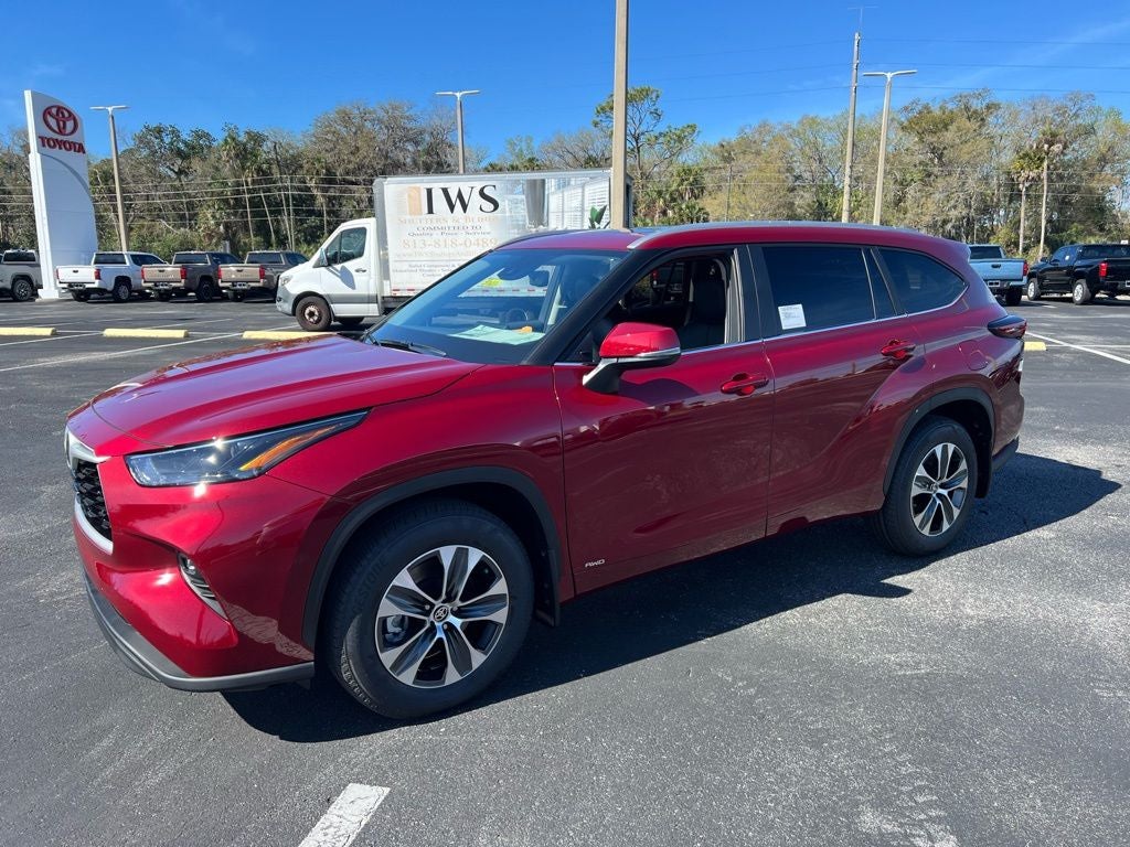 2026 Toyota Highlander Hybrid XLE