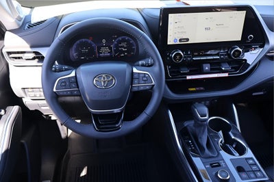 2026 Toyota Highlander Limited