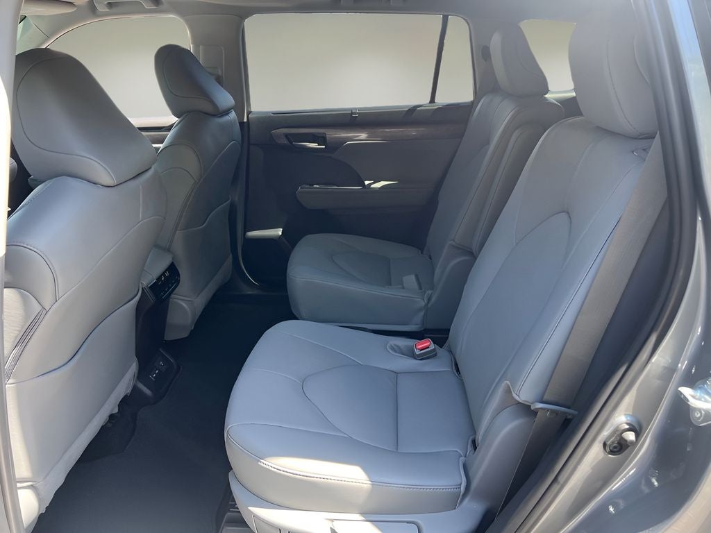 2026 Toyota Highlander Limited