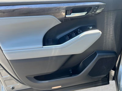 2026 Toyota Highlander Limited