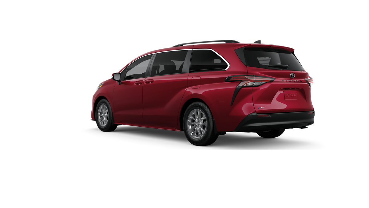 2026 Toyota Sienna LE