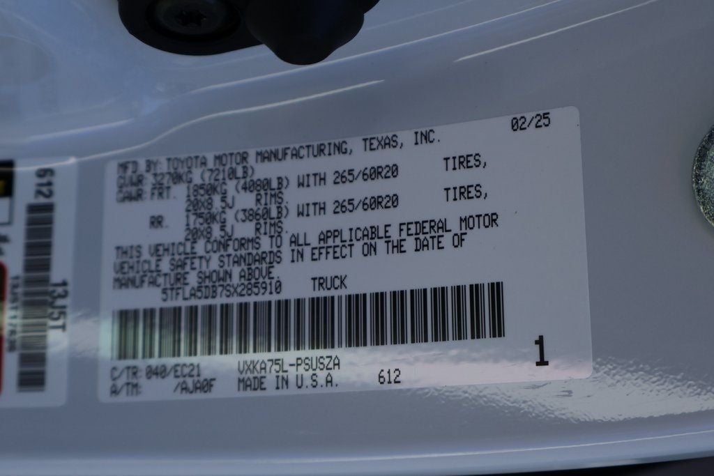 2025 Toyota Tundra SR5